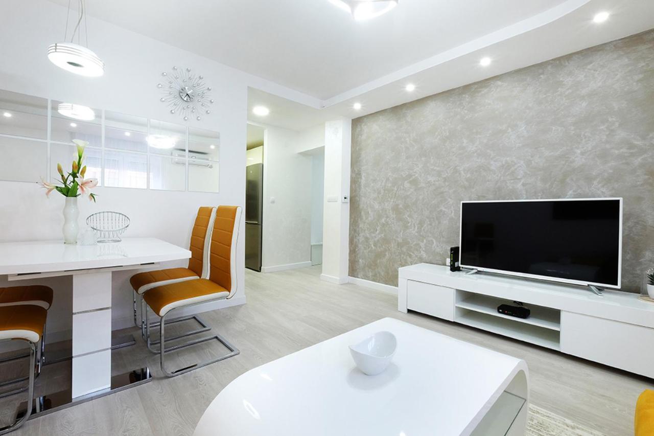 Apartment Paradise Sunshine Βελιγράδι Εξωτερικό φωτογραφία